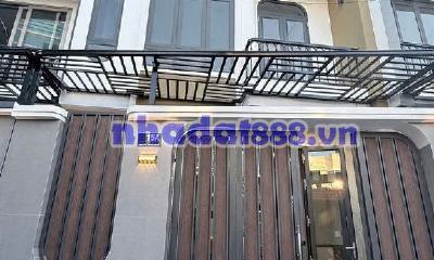 Cần bán nhà Mặt Tiền Nguyễn Trọng Quản