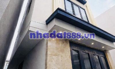 NHÀ 5 TẦNG, THANH MÁY. OTO ĐỖ CỬA, Ở NGAY -LÊ LỢI HÀ ĐÔNG