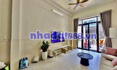 Nhà mặt tiền đường số thông gần ra Nguyễn Duy Trinh q2